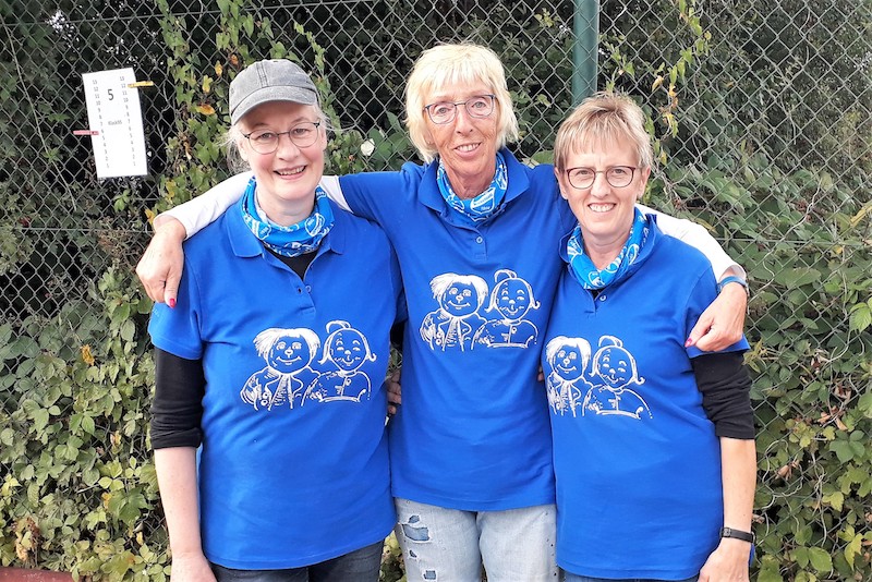 Renate Schwarzbauer, Ulla Weiss , Barbara Sölter haben die Qualifikation zu den Deutschen Meisterschaften knapp verpasst. 